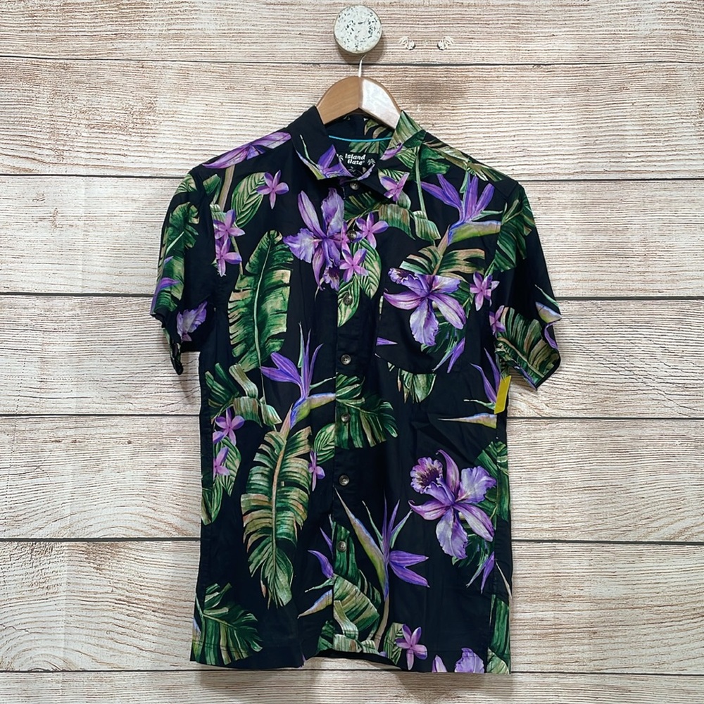 Island Haze Vintage Coastal Apparel Small Hawaiian Black Purple Shirt Small